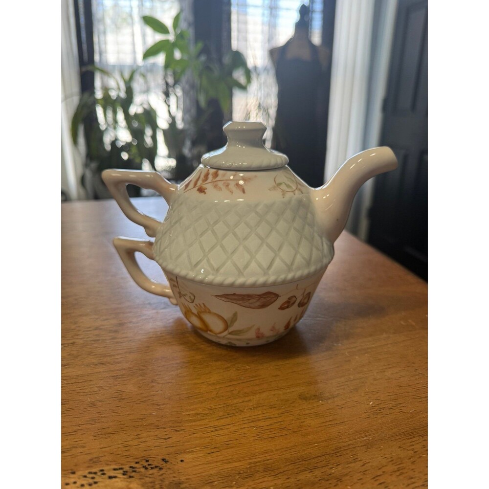 Vintage Tea for One" set, which is a type of collectible ceramic teaware
